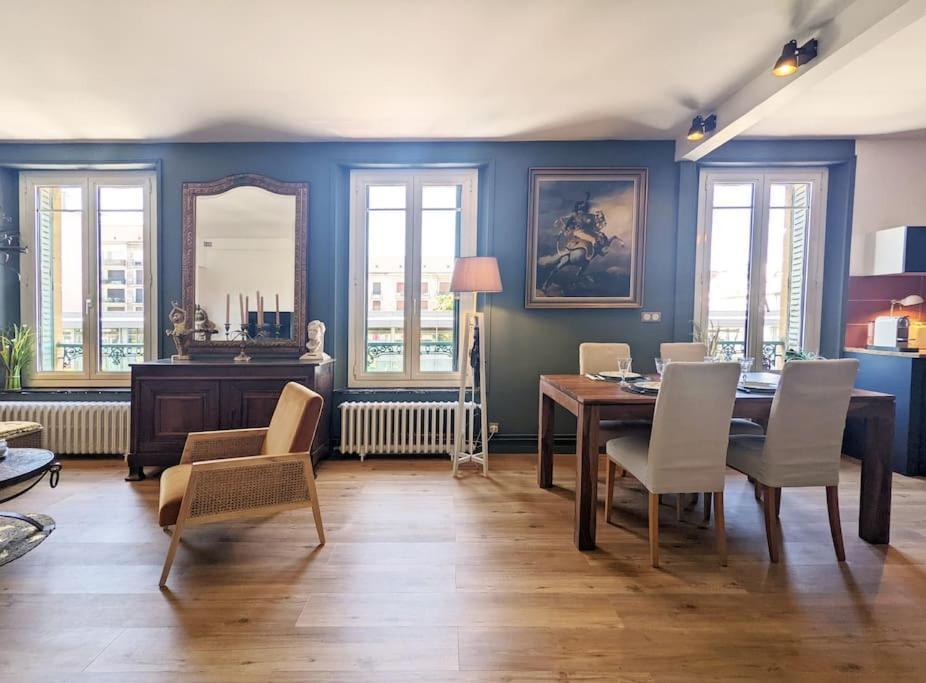 Charleville-Mézières Appartement L'Ideal Hyper Centre-Ville מראה חיצוני תמונה