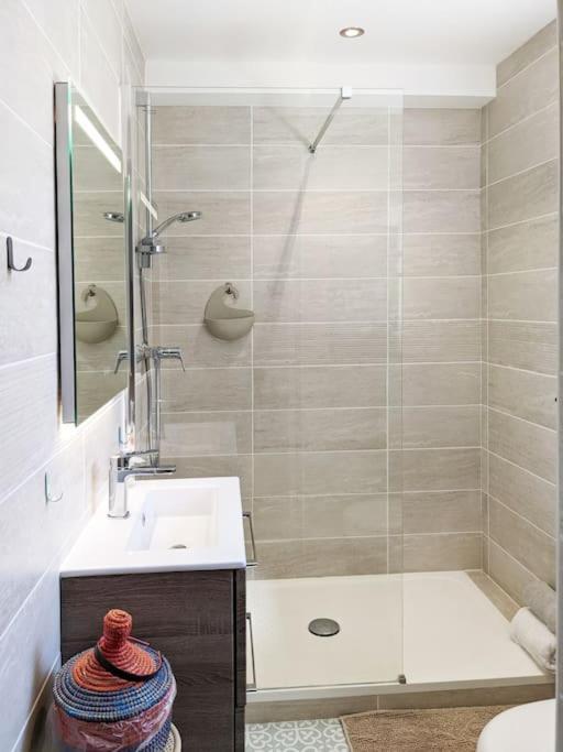 Charleville-Mézières Appartement L'Ideal Hyper Centre-Ville מראה חיצוני תמונה