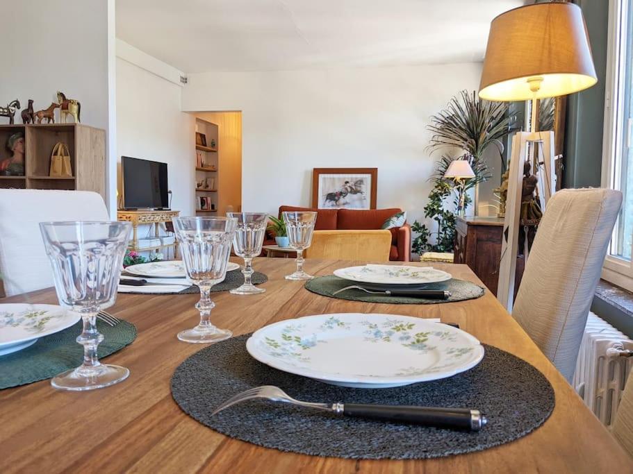 Charleville-Mézières Appartement L'Ideal Hyper Centre-Ville מראה חיצוני תמונה
